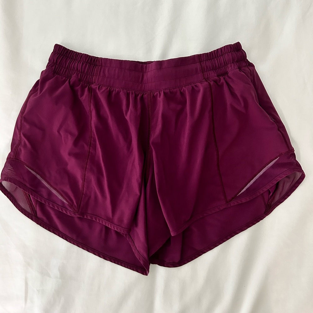 LULULEMON Hotty Hot lined Low Rise Shorts, 4”